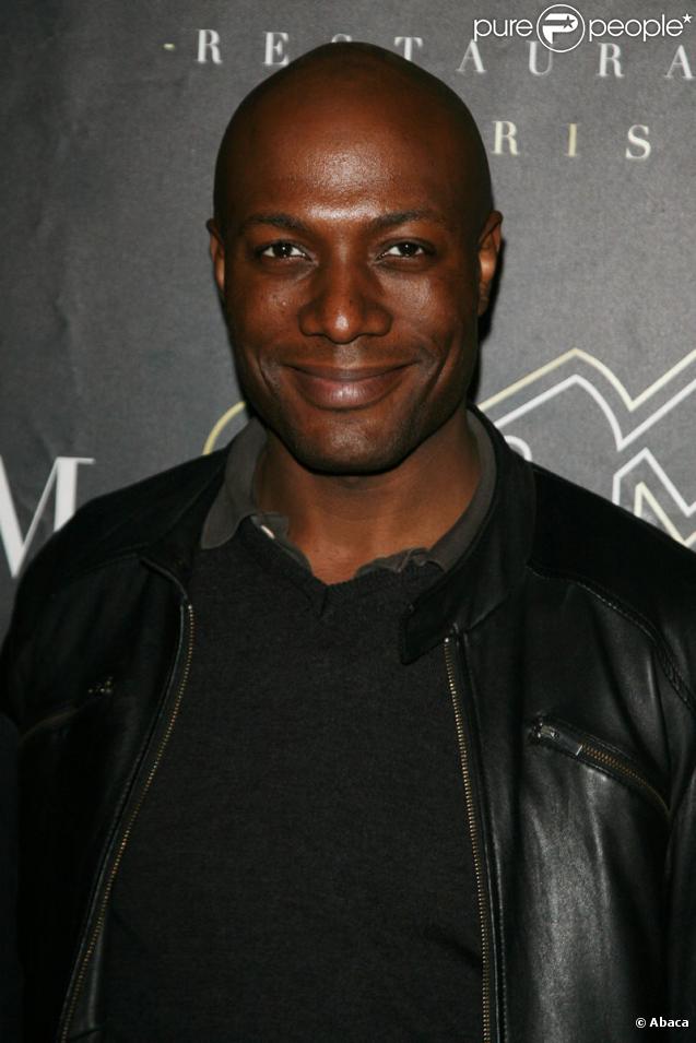 Harry Roselmack au VIP Room à Paris le 22 juin 2006
