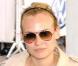 Diane Kruger a choisi les indémodables lunettes aviateurs
