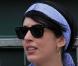 Pour applaudir son amoureux sur le court et ne manquer aucune de ses balles, Nolwenn Leroy compte sur ses Wayfarer.