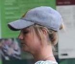  Britney Spears, ses enfants, Sean Preston et Jayden James ainsi que son boyfriend Jason Trawick se promènent dans Hyde Park à Londres le 13 juin 2009 