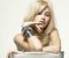 A 18 ans seulement, Pixie Lott signe avec so tout premier single un... numéro un des charts britanniques !