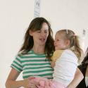Jennifer Garner a opté pour le look "touriste sur la plage"... et Violet la laisse faire !