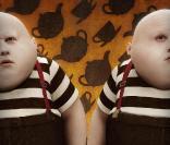 Matt Lucas est Tweedledee, dans 