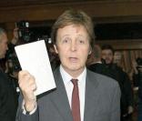 Paul McCartney du groupe Les Beatles