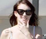 Emma Roberts sur le tournage de Valentine's Day, à Sherman Oaks, en Californie, le 15 juillet 2009 !
