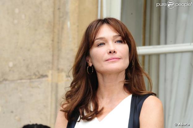 Carla Bruni-Sarkozy à L'Elysée, le 14 juillet 2009
