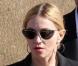 Madonna arrivant à Marseille le 19 juillet 2009 avec sa famille pour rendre visite aux proches de victimes et aux blessés de l'accident du Stade Vélodrome où devait se dérouler son concert