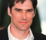 Thomas Gibson (alias Hotch) joue dans Esprits Criminels
