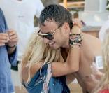 Tara Reid s'éclate lors de ses vacances à Saint-Tropez, le 23 juillet 2009 !