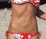 Tara Reid et son ventre..