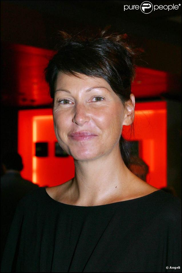 Evelyne Thomas en 2003