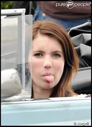 Emma Roberts sur le tournage de Valentine's Day à Los Angeles le 29 juillet 2009