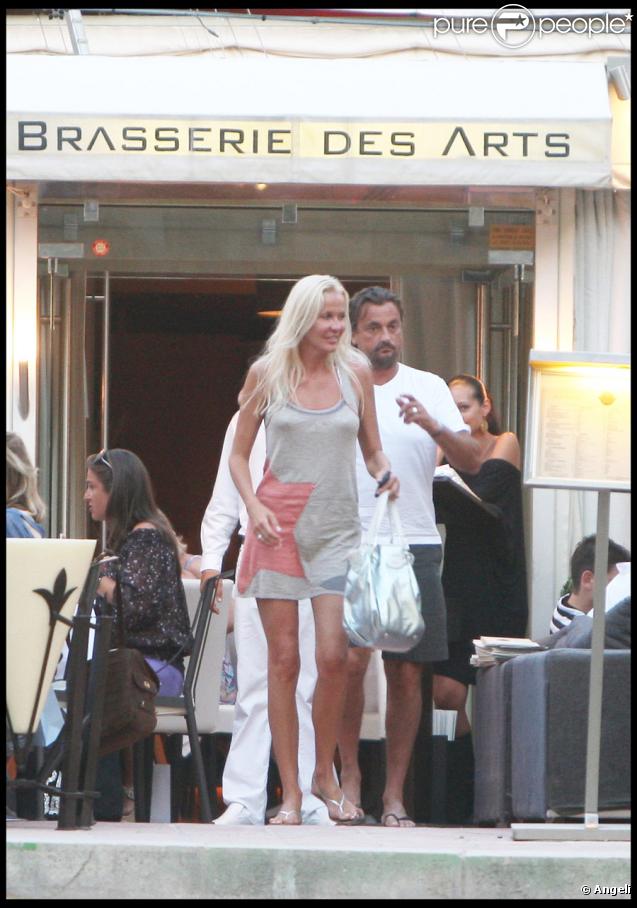 Henri Leconte et son épouse Florentine à Saint-Tropez le 1er août 2009