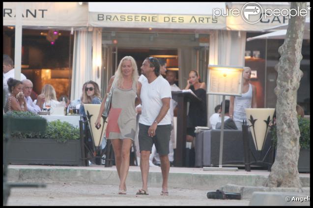 Henri Leconte et son épouse Florentine à Saint-Tropez le 1er août 2009