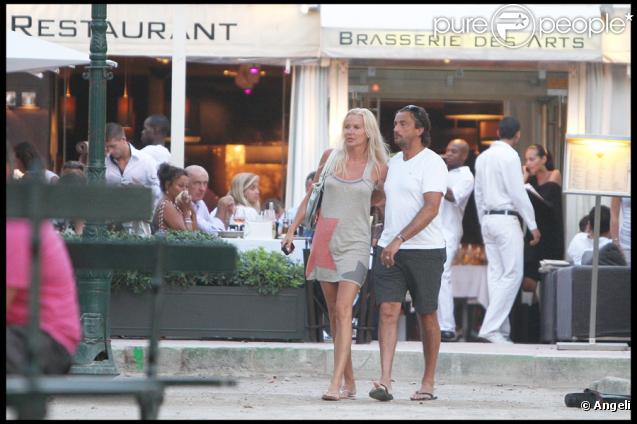 Henri Leconte et son épouse Florentine à Saint-Tropez le 1er août 2009