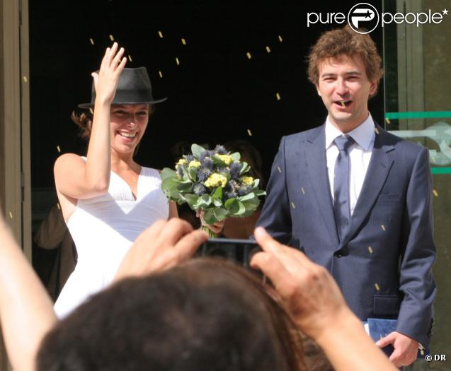 Renan Luce et Lolita se sont mariés le 31 juillet 2009 à l amairie du XIVe à 16h sous les yeux de leurs amis et de Romane et Renaud.