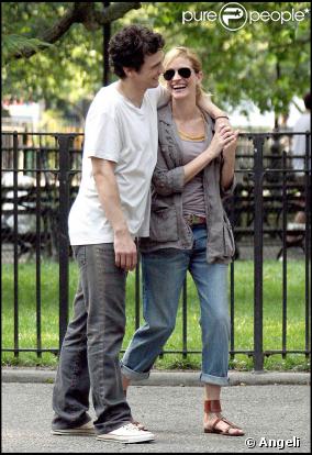 Julia Roberts et James Franco, sur le tournage de  Eat, Pray, Love , de Ryan Murphy, à New York, le 4 août 2009 !