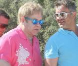 Elton John au Club 55 à Saint-Tropez, le 6 août 2009