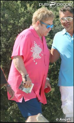 Elton John au Club 55 à Saint-Tropez, le 6 août 2009