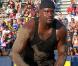 Shaquille O'Neal en slip rose : Vous n'en rêviez pas ? Il l'a fait quand même !