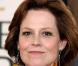 Les vacances dans l"espace... Sigourney Weaver est déjà conquise ! Elle fera partie du voyage, prévu pour 2010. 