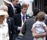 Mariage du Capitaine Nicholas van Cutsem et de Alice Hadden-Paton, le 14 août : le prince Harry 