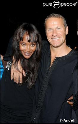 Naomi Campbell et son compagnon Vladislav Doronin arrivant au VIP Room de Saint-Tropez le 15 août 2009