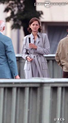 Leonardo DiCaprio et Marion Cotillard en plein tournage de Inception à Paris le 17 août 2009