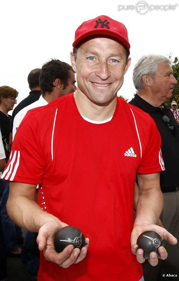 Jean-Pierre Papin au Grand Prix de la Pétanque arcachonaise le 2 août 2009