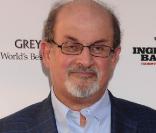 Salman Rushdie, à l'occasion de l'avant-première d' Inglourious Basterds , au SVA Theatre de New York, le 17 août 2009 !