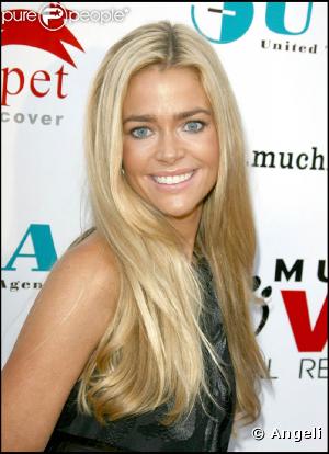 Denise Richards, à l'occasion du 3e Bow Wow Wow, qui s'est tenu à Hollywood, à Los Angeles, le 22 août 2009 !