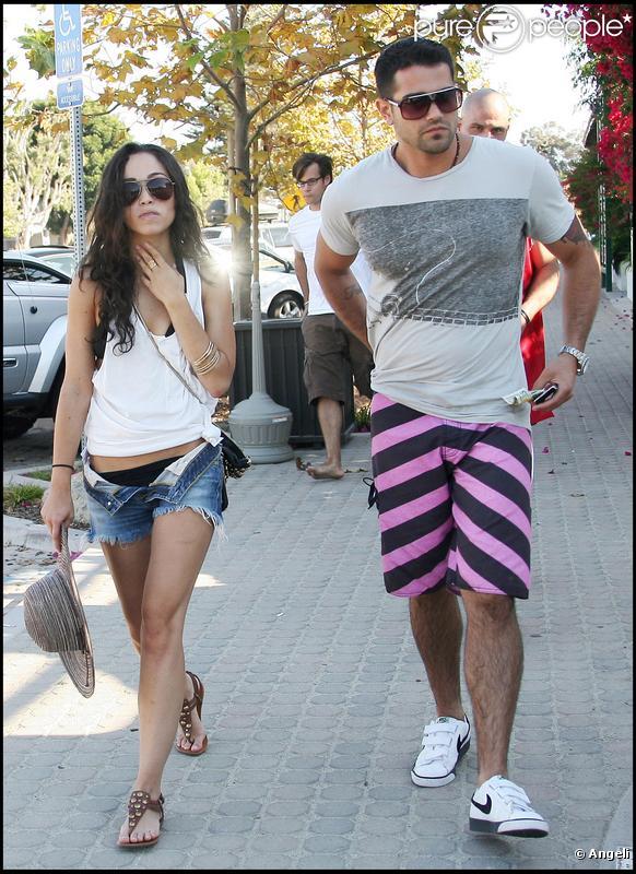 Jesse Metclafe et Nadine Vinzens à Malibu en amoureux le 30/08/09