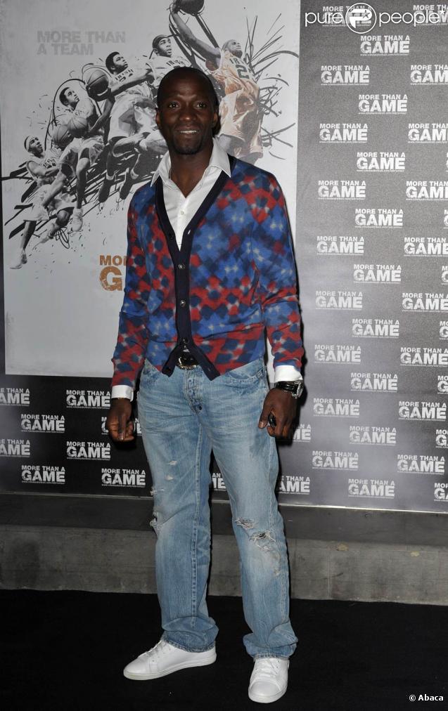 Claude Makelele au cinéma Publicis, sur les Champs-Elysées, à l'occasion de l'avant-première de  More than a Game , le documentaire consacré à LeBron James, à Paris, le 2 septembre 2009 !