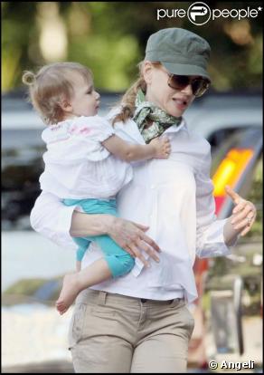 Nicole Kidman, son mari Keith Urban et leur fille Sunday Rose à Nashville le 30 août 2009