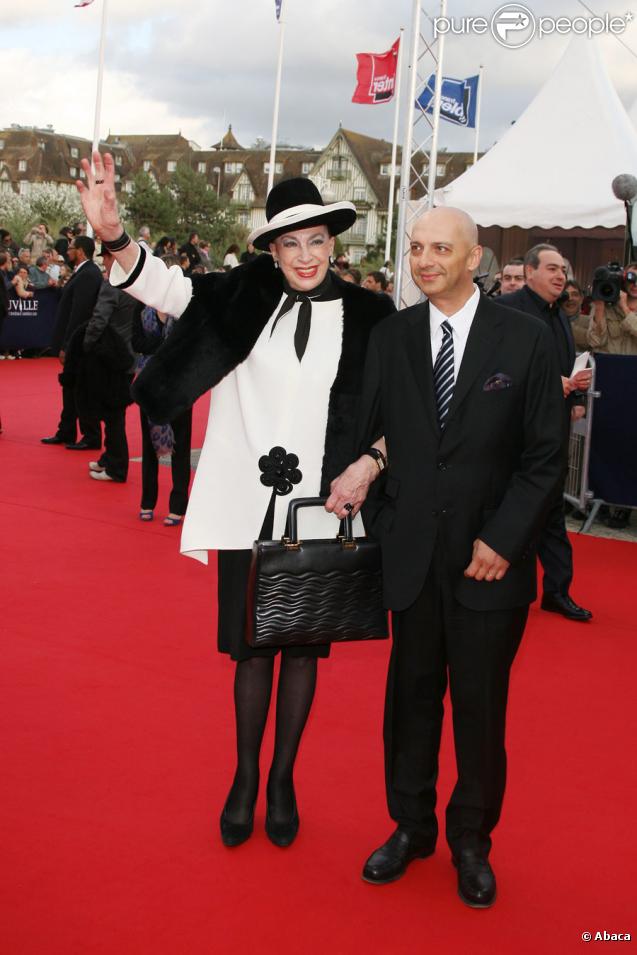 Geneviève de Fontenay et son fils Xavier lors de la cérémonie d'ouverture du Festival de Deauville le 4 septembre 2009