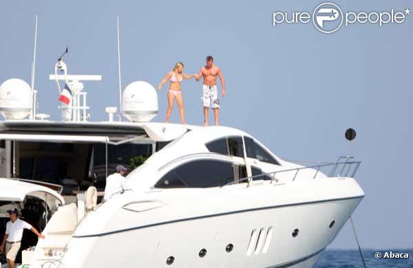 Geri Halliwell en vacances à St-Tropez avec sa fille Bluebell et son boyfriend