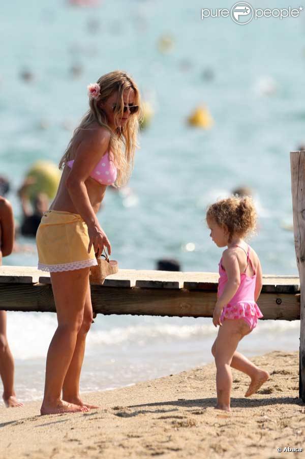 Geri Halliwell en vacances à St-Tropez avec sa fille Bluebell et son boyfriend
