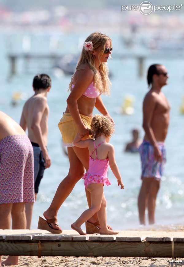 Geri Halliwell en vacances à St-Tropez avec sa fille Bluebell et son boyfriend