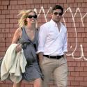Karolina Kurkova enceinte et amoureuse... une femme comblée !