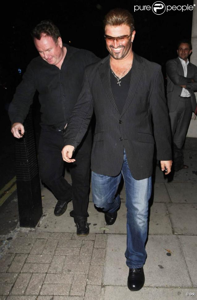 George Michael, photographié dans les rues de Londres.