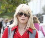 Claudia Schiffer à la sortie de l'école à Londres le 18 septembre 2009