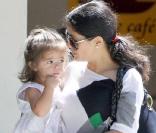 Salma Hayek et Valentina se baladent dans Beverly Hills. Septembre 2009