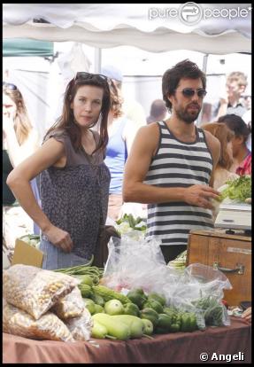 Liv Tyler et son nouveau compagnon à Agora Hills à Los Angeles le 11 septembre 2009