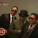 Les frères Jackson se prennent pour des stars de ciné... Vive le business, regardez !