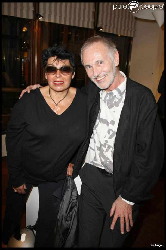 Paquita Paquin et Philippe Morillon lors du vernissage et de la signature de son livre, 