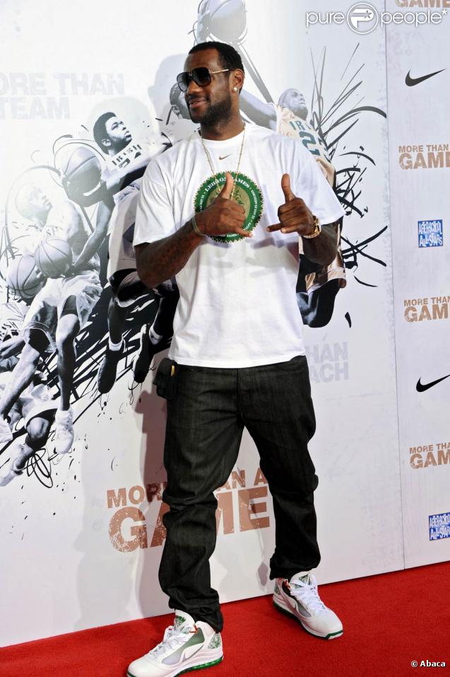 LeBron James à la première de  More than a game  le 26 septembre 2009