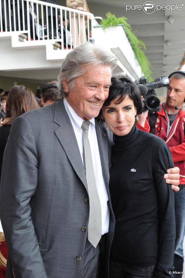 Alain Delon et Rachida Dati au Qatar Prix de l'Arc de triomphe, le 4 octobre 2009.
