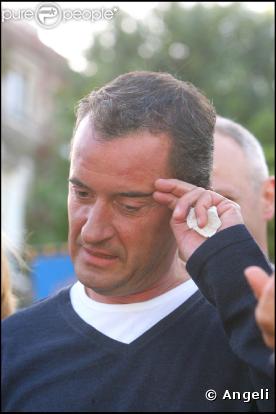 Christophe Dechavanne s'attire les foudres d'ex-candidats de  Qui sera le meilleur sosie ?