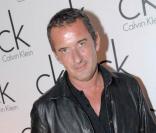 Christophe Dechavanne s'attire les foudres d'ex-candidats de  Qui sera le meilleur sosie ? 
