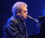 Elton John a donné un grand concert au Palais des Congrès de Paris. 02//10/09